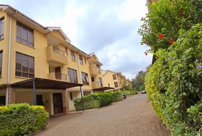 5 Bed Townhouse with En Suite at Lavington Green - 2