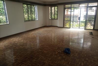 5 Bed Townhouse with En Suite in Kilimani - 4