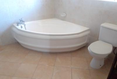 4 Bed Townhouse with En Suite in Runda