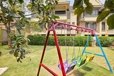 5 Bed Townhouse with En Suite at Lavington Green