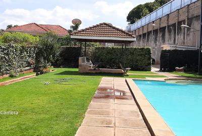 4 Bed Townhouse with En Suite in Westlands Area