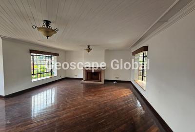 5 Bed House with En Suite in Spring Valley