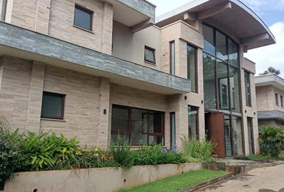 5 Bed Townhouse with En Suite in Lower Kabete