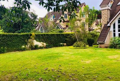 5 Bed Villa with En Suite in Lavington - 2