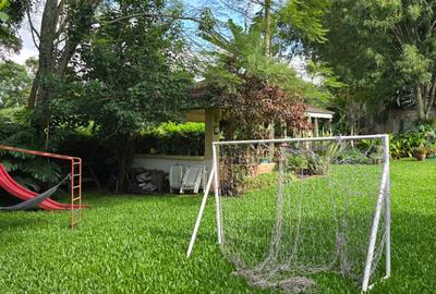 4 Bed House with En Suite in Spring Valley - 4