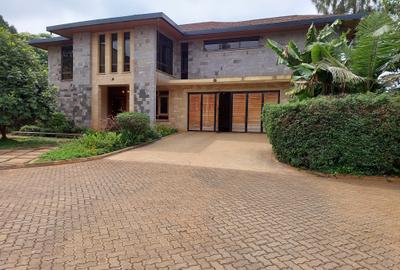 5 Bed House with En Suite at Runda Road