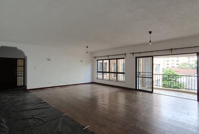 4 Bed Apartment with En Suite at Brookside Gardens - 2