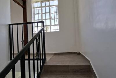 1 Bed House with En Suite in Nyari - 4