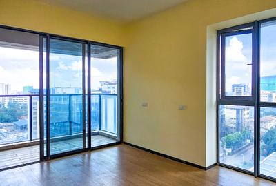 1 Bed Apartment with En Suite at Westlands Road - 3