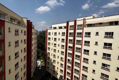 3 Bed Apartment with En Suite in Brookside