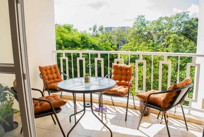 Serviced 2 Bed Apartment with En Suite at Brookside Drive