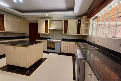 5 Bed Townhouse in Lower Kabete - 3
