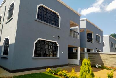 4 Bed House with En Suite in Kiambu Road