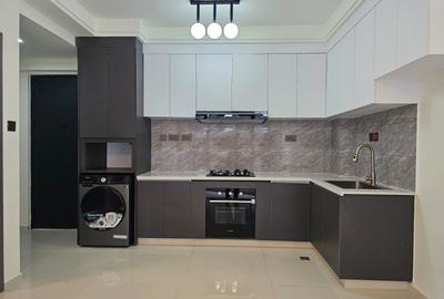 1 Bed Apartment with En Suite in Westlands Area - 3