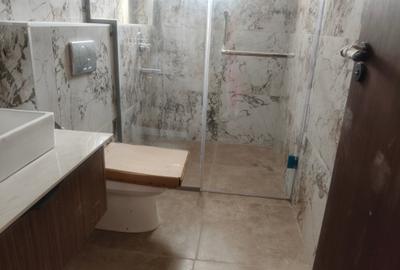 3 Bed Apartment with En Suite at Brookside - 3