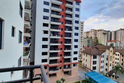 2 Bed Apartment with Swimming Pool in Kilimani - 2