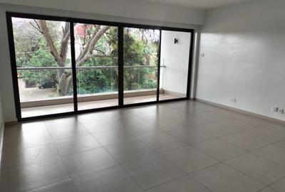 2 Bed Apartment with En Suite in Lavington