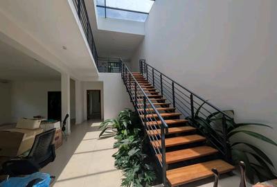 4 Bed Townhouse with En Suite in Runda - 3