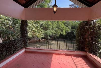 4 Bed Townhouse with En Suite at Lavington Green - 2