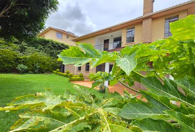 5 Bed Townhouse with En Suite at Kitisuru - 3