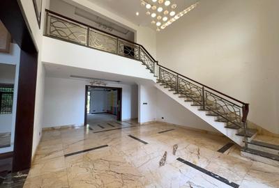 5 Bed House with En Suite in Runda - 4