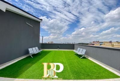3 Bed Apartment with En Suite in Riverside