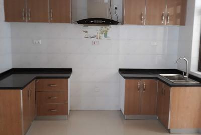 3 Bed Apartment with En Suite in Kileleshwa