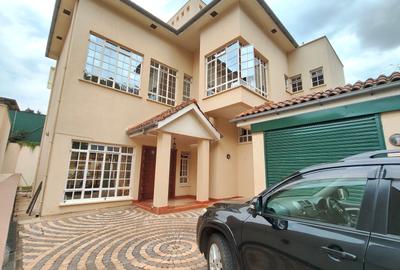4 Bed Townhouse with En Suite at Kyuna Westlands