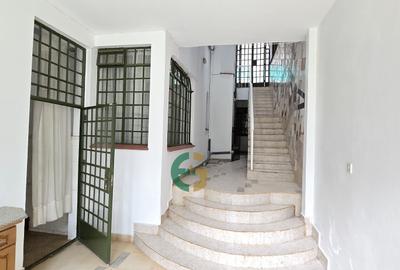 4 Bed Townhouse with Staff Quarters in Kileleshwa