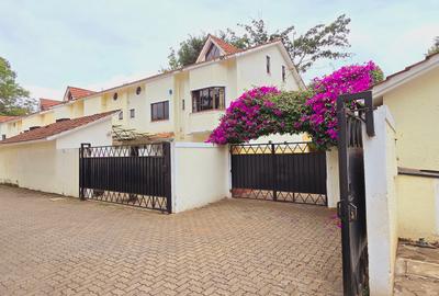 4 Bed Townhouse with En Suite at James Gichuru