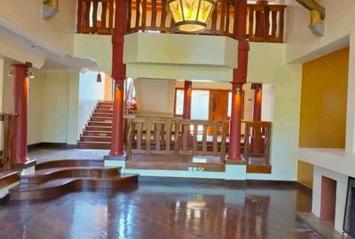 5 Bed House with En Suite at Runda