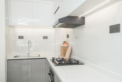 2 Bed Apartment with En Suite in Westlands Area - 4