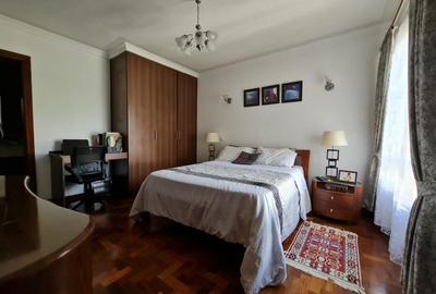 3 Bed Apartment with En Suite at Kilimani
