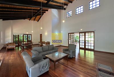 3 Bed Apartment in Nyari - 2