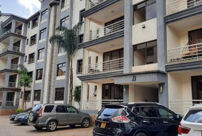 3 Bed Apartment with En Suite in Lavington