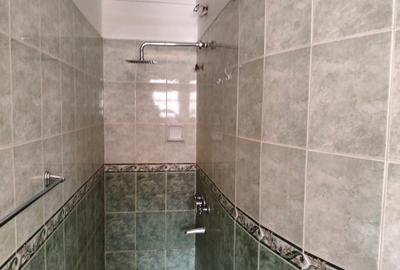 4 Bed Townhouse with En Suite in Westlands Area