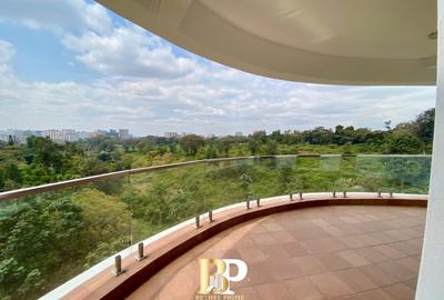 4 Bed Apartment with En Suite in Parklands - 3