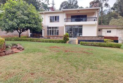 5 Bed House with En Suite at Whispers Avenue - 2