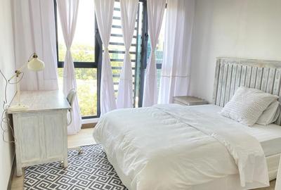 Furnished 2 Bed Apartment with En Suite in Rosslyn - 4