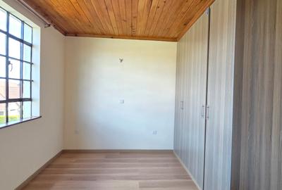 5 Bed Villa with En Suite in Ngong - 4