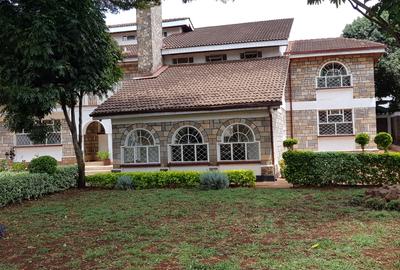 5 Bed House with En Suite at Loresho Road