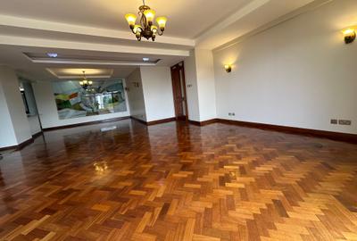 Serviced 4 Bed Apartment with En Suite in Riverside - 3