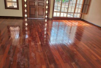 4 Bed Townhouse with En Suite in Kyuna - 4