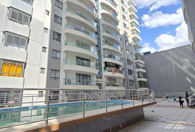 2 Bed Apartment with En Suite at White Oak 55 - 2