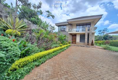 4 Bed Townhouse with En Suite at Ridgeways. - 2