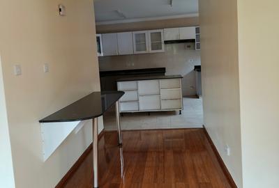5 Bed Townhouse with En Suite at Lavington