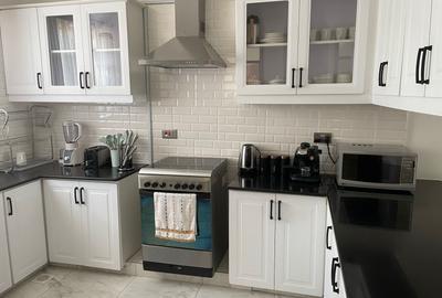 Serviced 3 Bed Apartment with En Suite in Riverside - 3