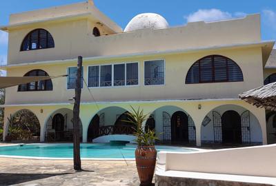 4 Bed House with En Suite in Watamu