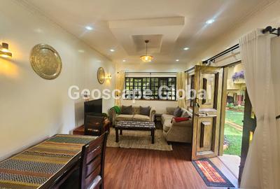 4 Bed House with En Suite in Lavington - 3