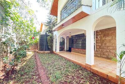 4 Bed Townhouse with En Suite in Lavington